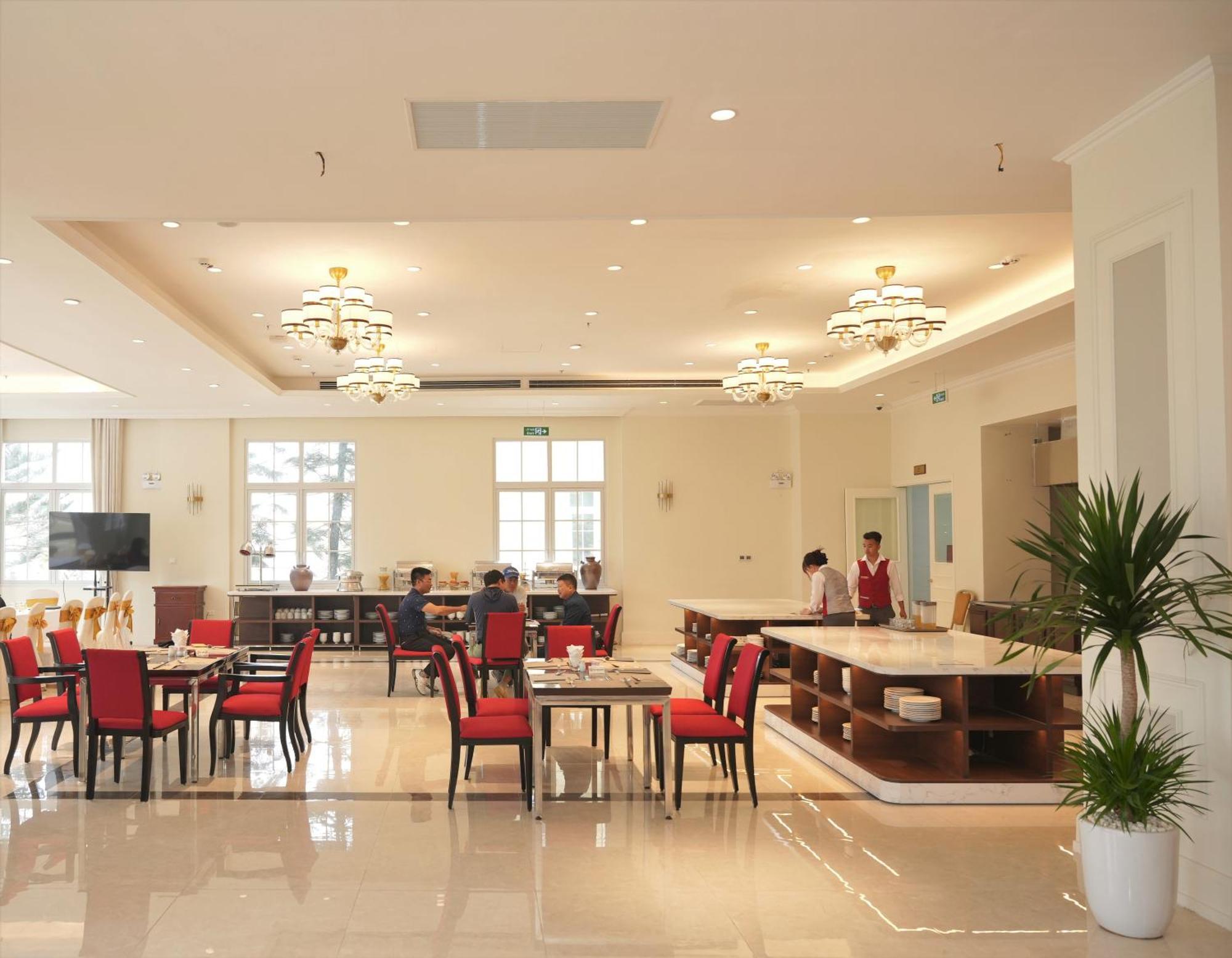 Legend Valley Hotel Ha Nam Phủ Lý エクステリア 写真