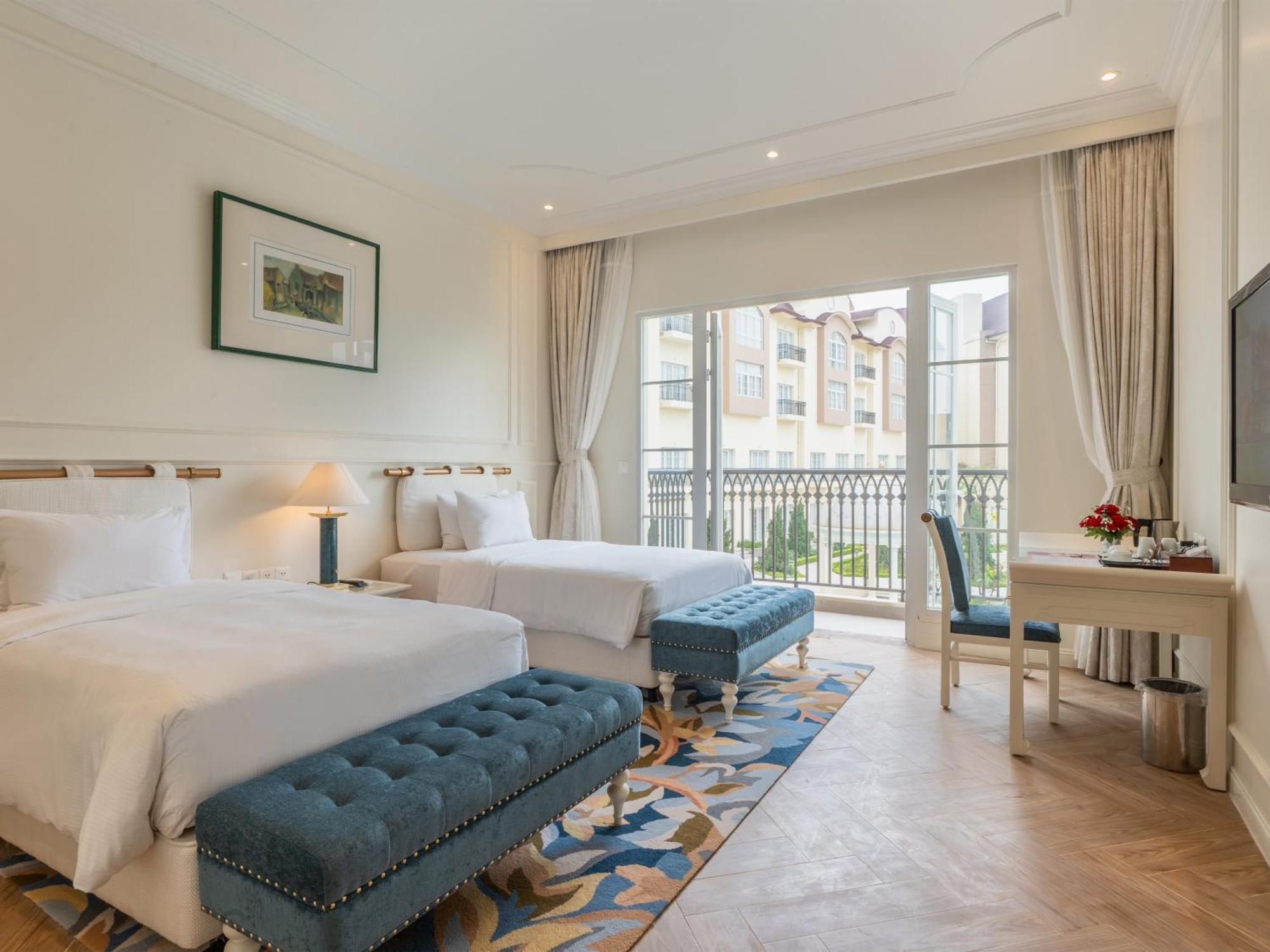 Legend Valley Hotel Ha Nam Phủ Lý エクステリア 写真