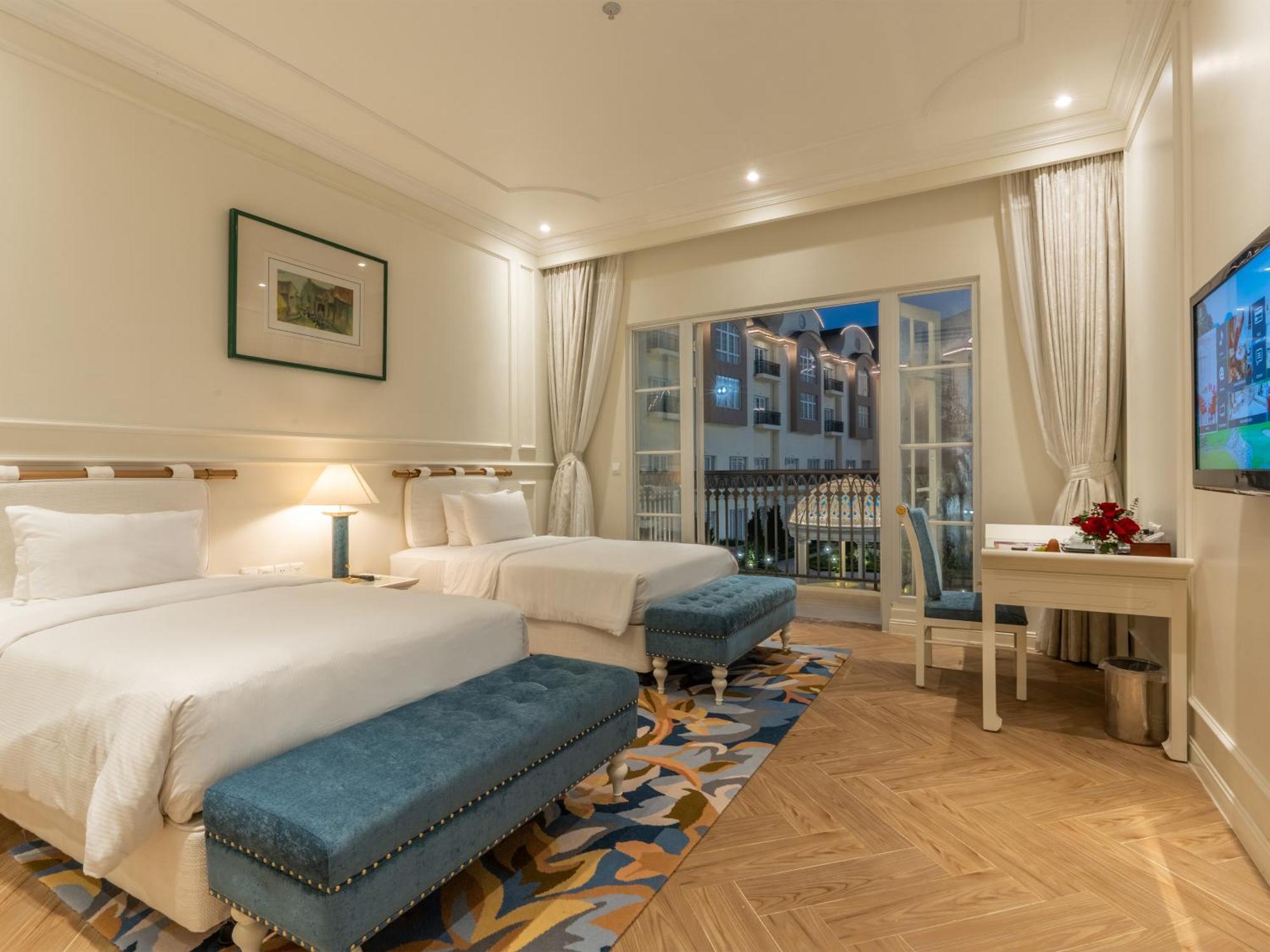 Legend Valley Hotel Ha Nam Phủ Lý エクステリア 写真